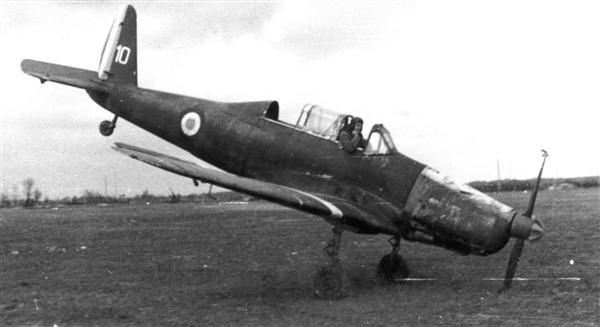 N°10_en demi pylone, Cognac,1946 (600 x 327).jpg