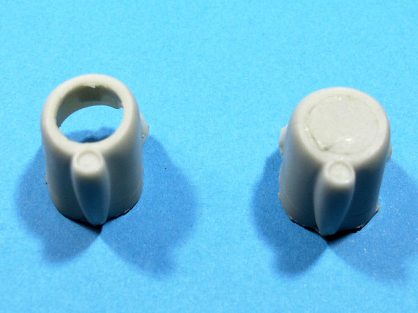 A+V MODELS - Capots-moteurs Hs.129 B (AV163)-02.JPG