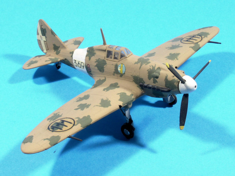 Reggiane Re.2001 (Supermodel 1.72).JPG