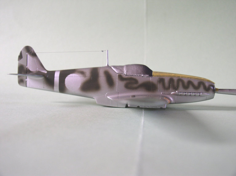 Kawasaki Ki.61-Id (17 Sentaï)-03.jpg