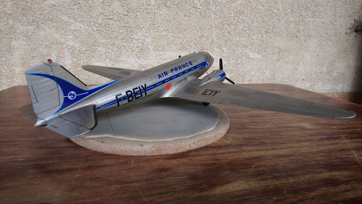 Italeri - DC3 Air France_03.JPG