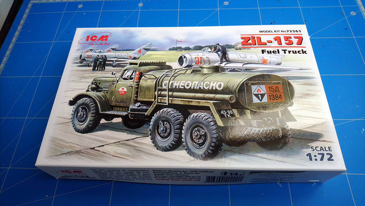 ICM - ZIL 157 Fuel Truck (URSS)_01.JPG