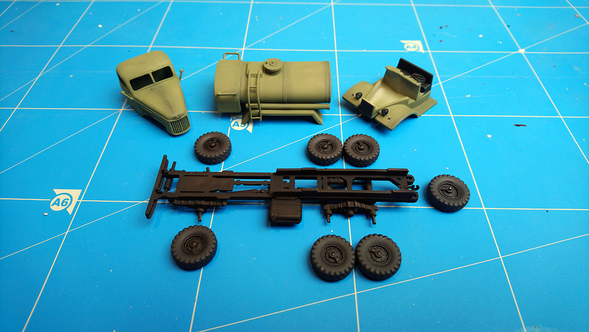 ICM - ZIL 157 Fuel Truck (URSS)_04.JPG