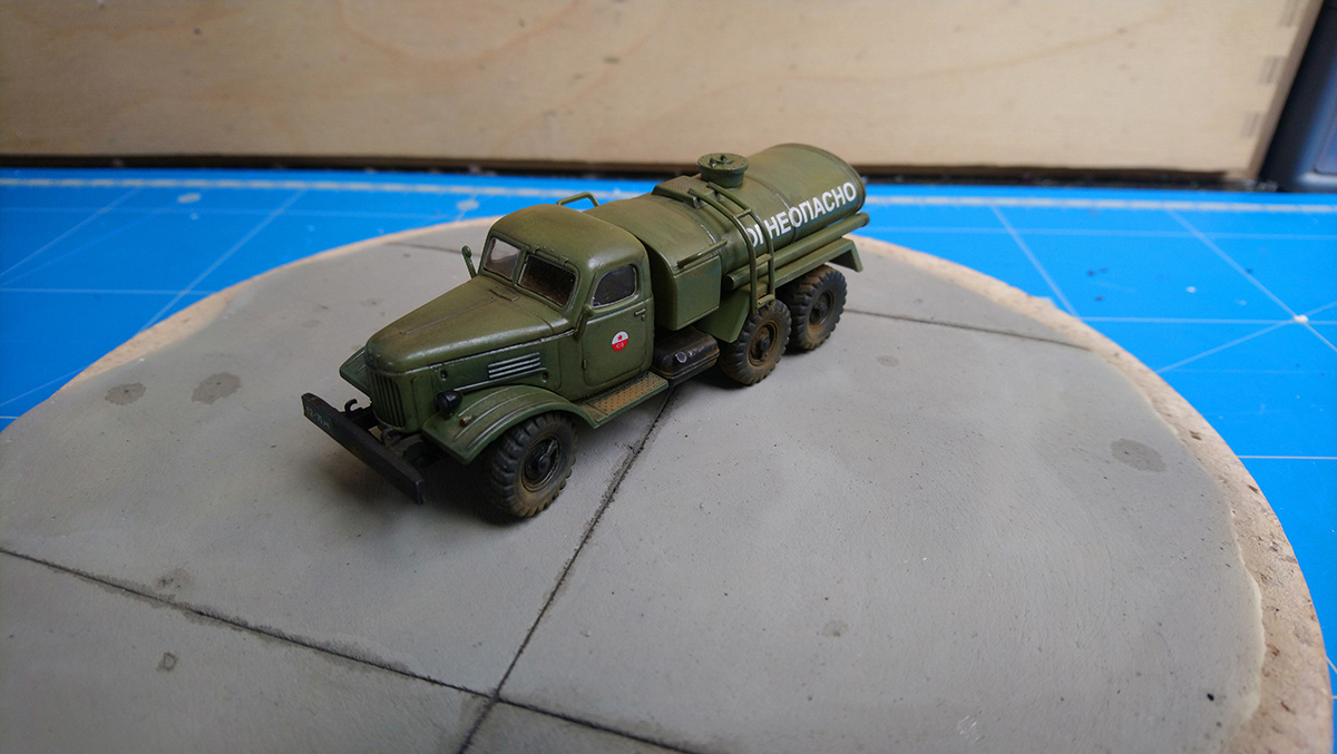 ICM - ZIL 157 Fuel Truck (URSS)_07.JPG