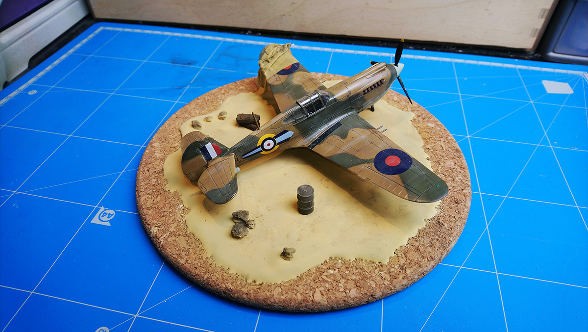 Airfix - Curtiss Tomahawk Mk.IIb (73 Sqn)_06.JPG