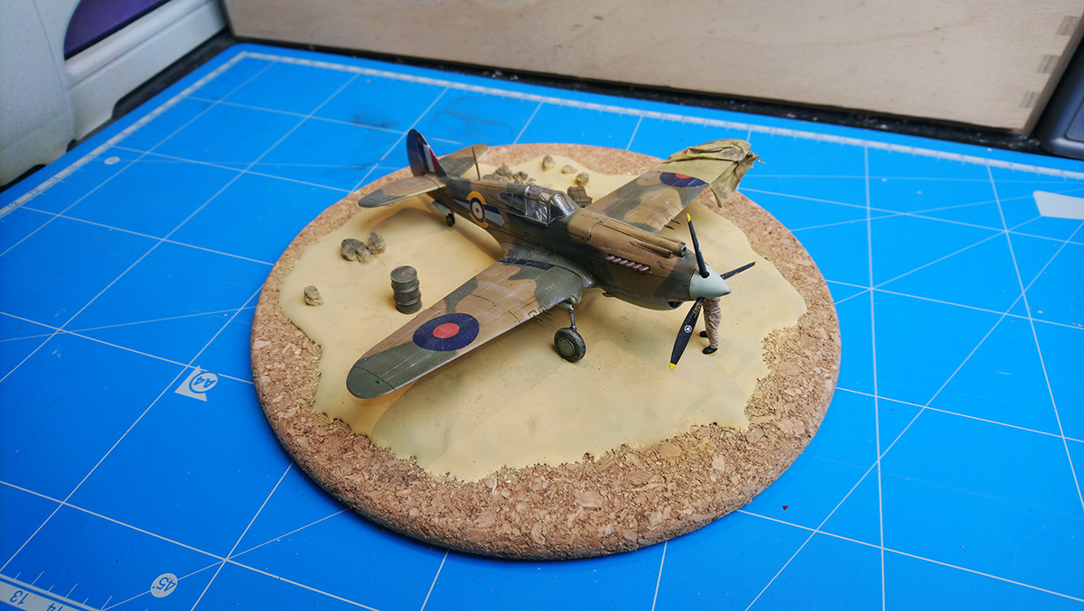 Airfix - Curtiss Tomahawk Mk.IIb (73 Sqn)_07.JPG
