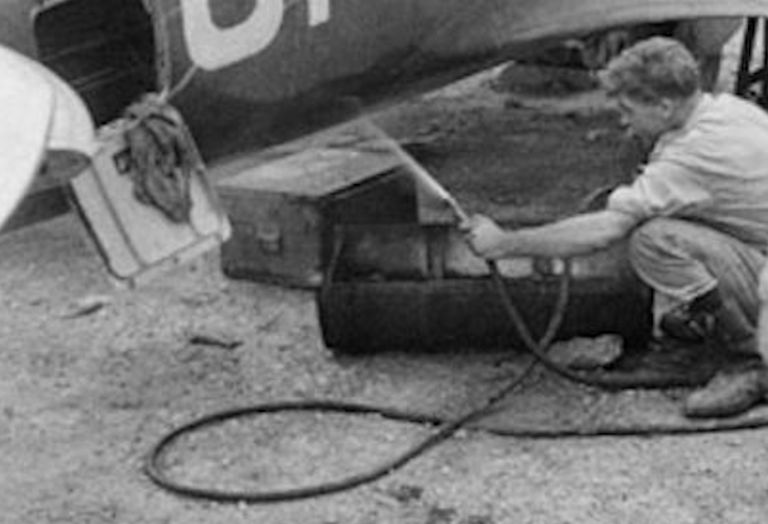 Spitfire - IFF Mk.I (fm SEP-OCT 40)-02agrandie.jpg