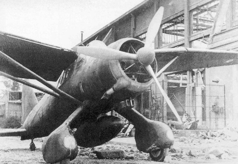Westland Lysander Mk.IIIA (V9614)-02.jpg