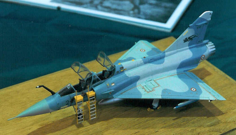 AMD.BA Mirage 2000B (02).jpg
