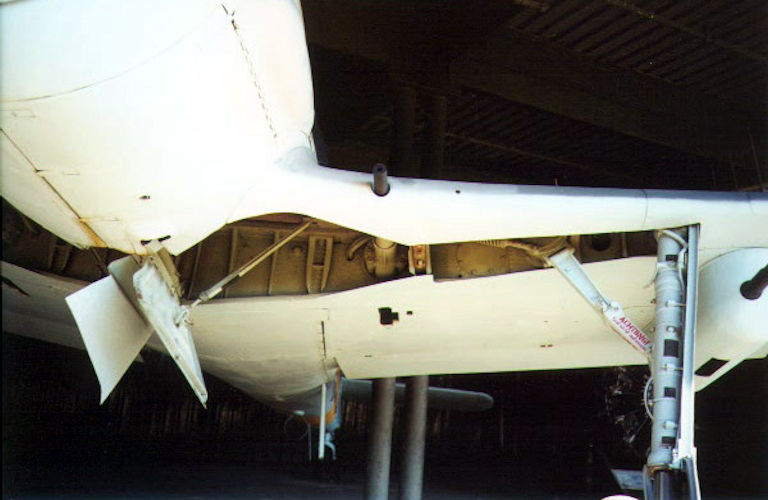 Focke-Wulf Fw.190 A-6.R2 (puits de train).jpg