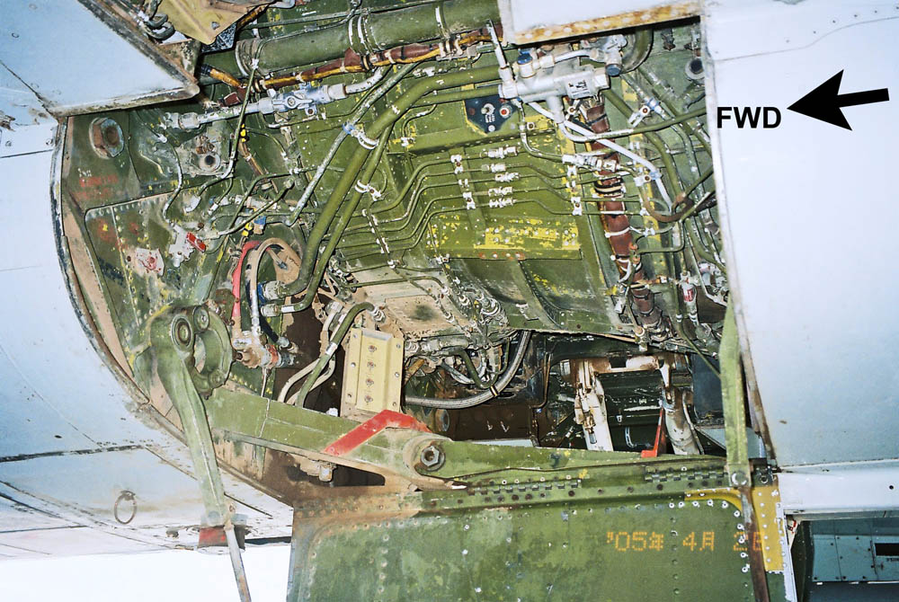 waF106-122.jpg
